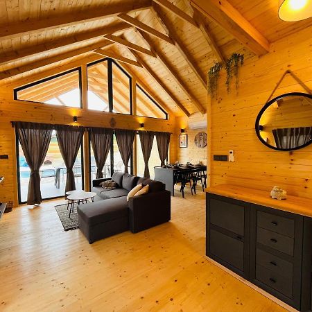 Holiday House Adamo Selno 외부 사진