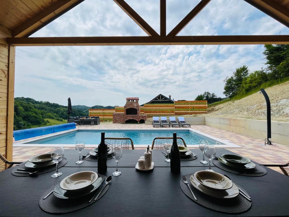 Holiday House Adamo Selno 외부 사진